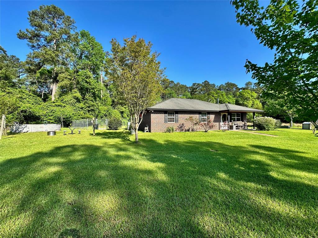 725 County Road 4364, Spurger, Texas image 40
