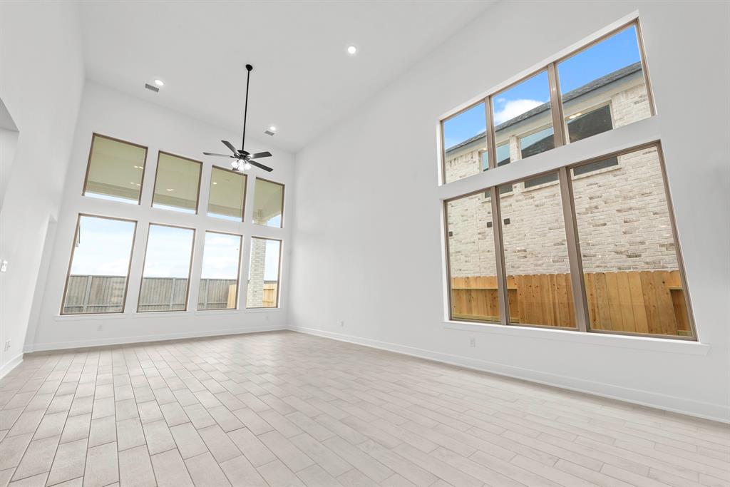28817 Mount Bonnell Drive, New Caney, Texas image 3