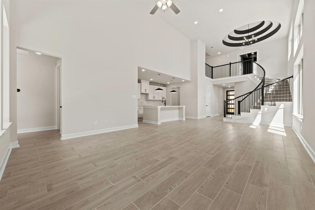 28817 Mount Bonnell Drive