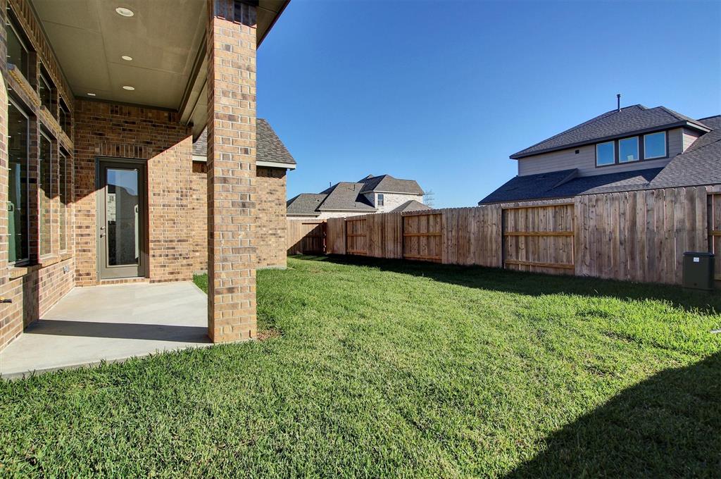 2822 Sapphire Hills Drive, Iowa Colony, Texas image 30