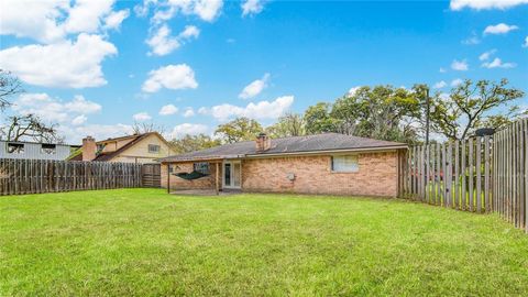 A home in Clute