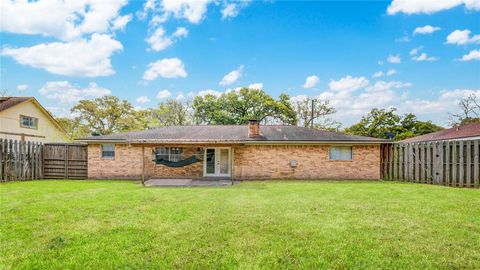 A home in Clute