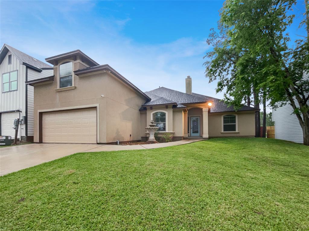 12885 Andromeda Court, Willis, Texas image 1