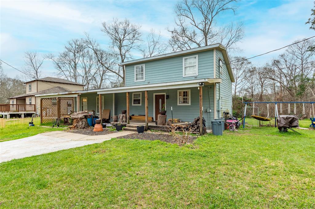 21112 Walnut Drive, New Caney, Texas image 1
