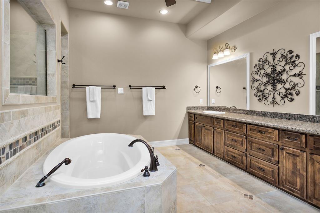 253 Capetown St, Montgomery, Texas image 28