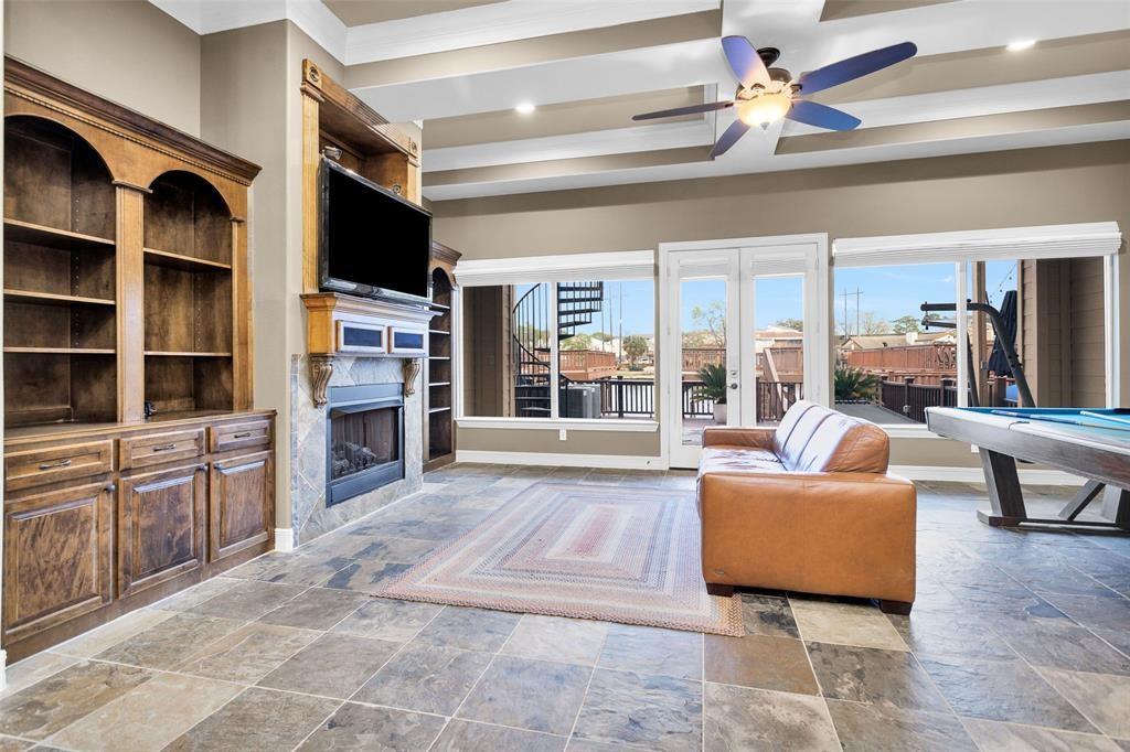 253 Capetown St, Montgomery, Texas image 3