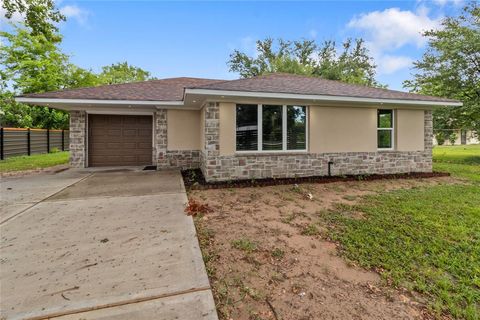 A home in Channelview