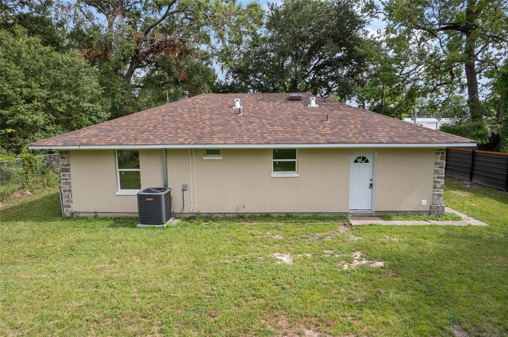 15429 N Brentwood Street, Channelview, Texas image 34