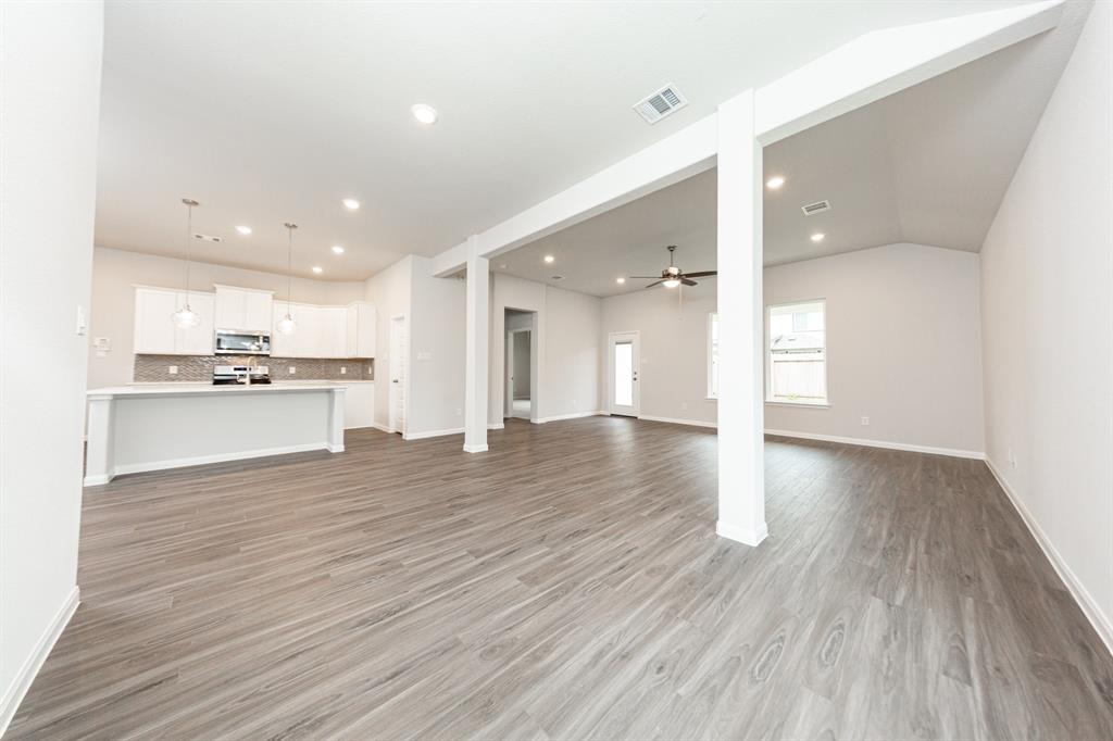 3013 Plains Circle, Brookshire, Texas image 12