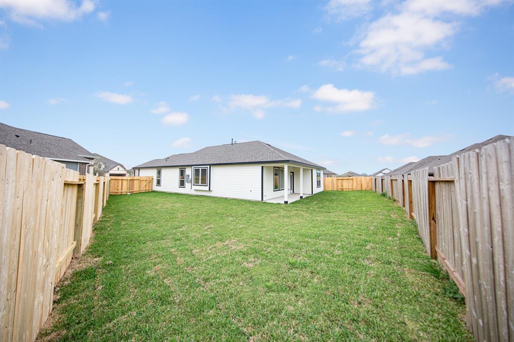 3013 Plains Circle, Brookshire, Texas image 21