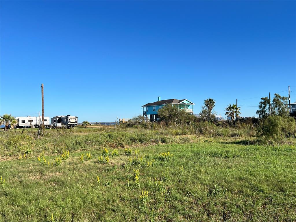 1024 N Bay Street, Gilchrist, Texas image 5