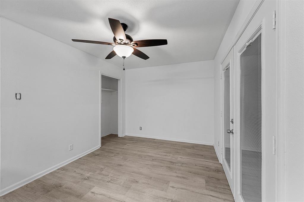 11887 Algonquin Drive, Houston, Texas image 7