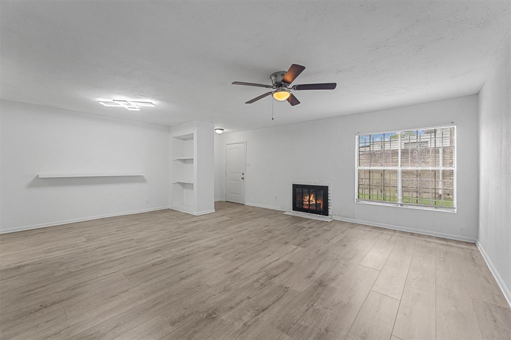 11887 Algonquin Drive, Houston, Texas image 5