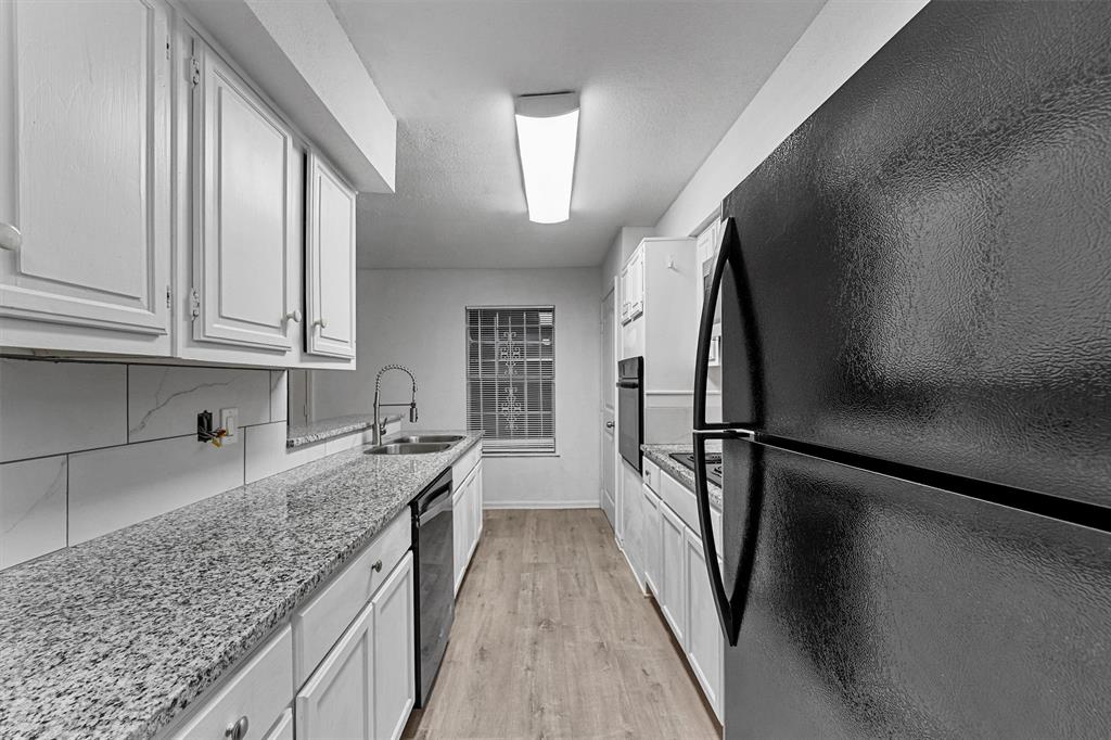11887 Algonquin Drive, Houston, Texas image 10