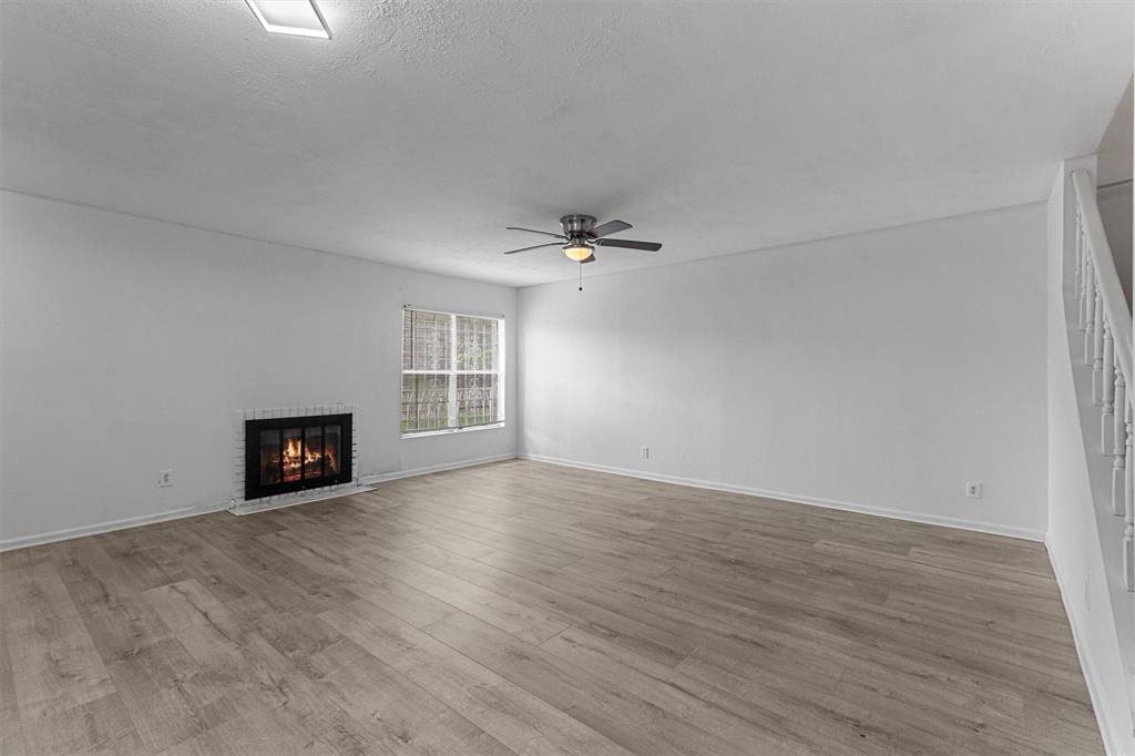 11887 Algonquin Drive, Houston, Texas image 4