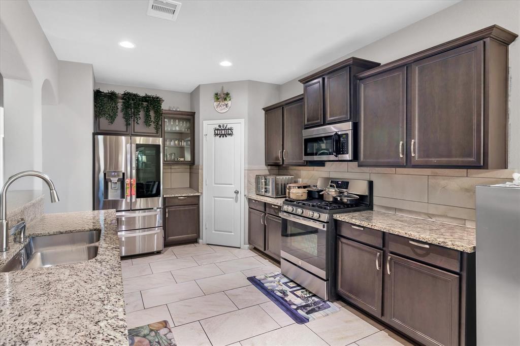 7319 Cypress Shumard Oak Drive, Cypress, Texas image 16