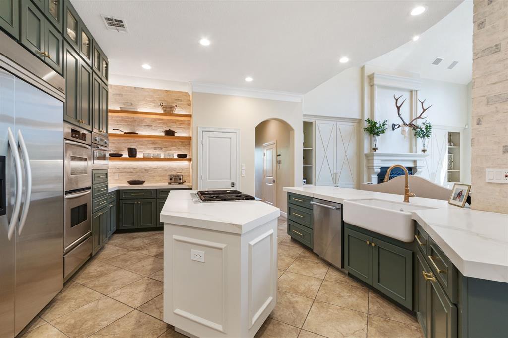 23 Lochbury Drive, Spring, Texas image 14