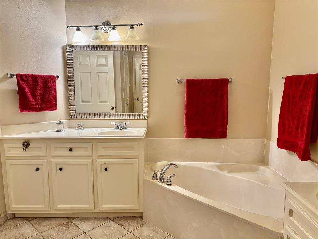 3923 Fordham Park Court, Pasadena, Texas image 16