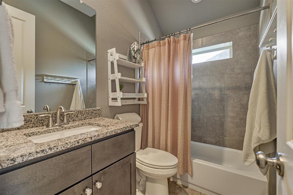 40694 Damuth Drive, Magnolia, Texas image 21