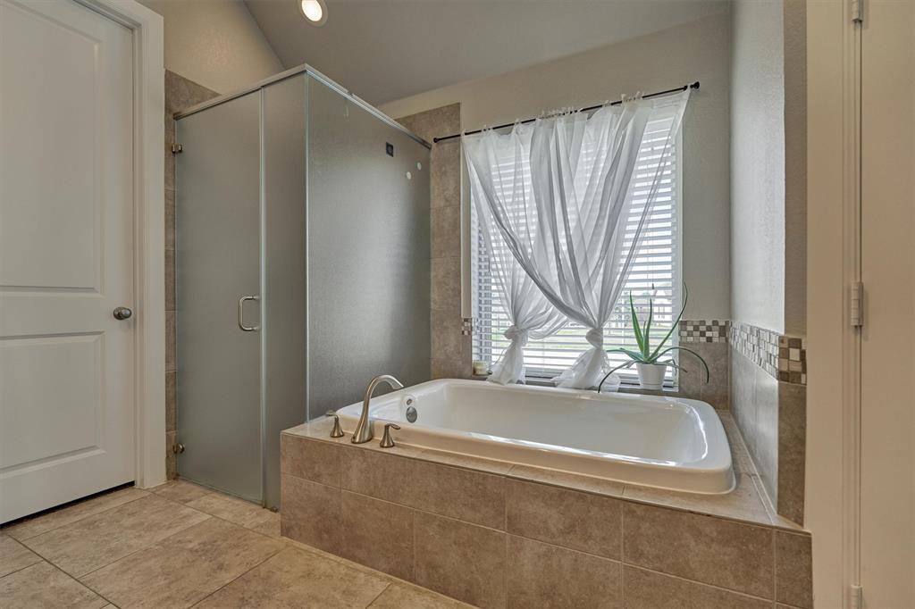 40694 Damuth Drive, Magnolia, Texas image 17