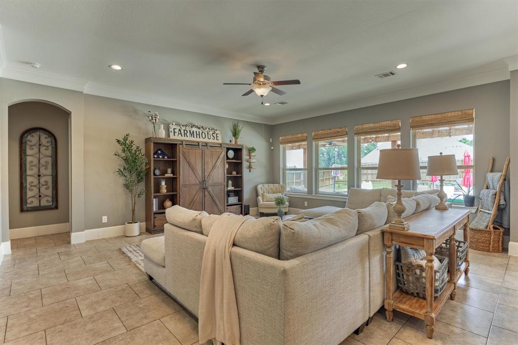 40694 Damuth Drive, Magnolia, Texas image 3