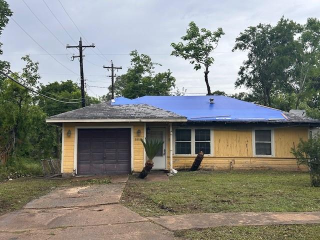 5041 Southwind Street, Houston, Texas image 1