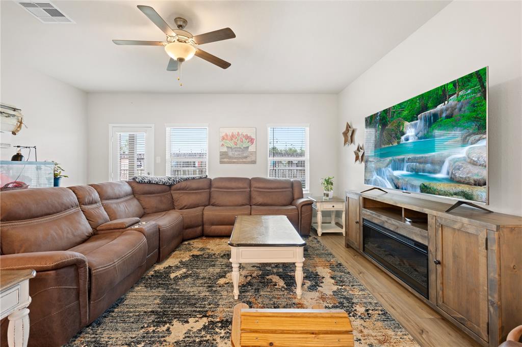 4427 Pale Fox Lane, Katy, Texas image 13