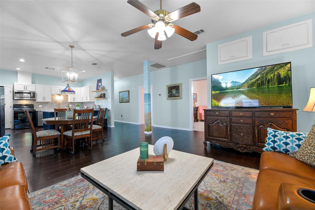 2102 Avenue N, Galveston, Texas image 17