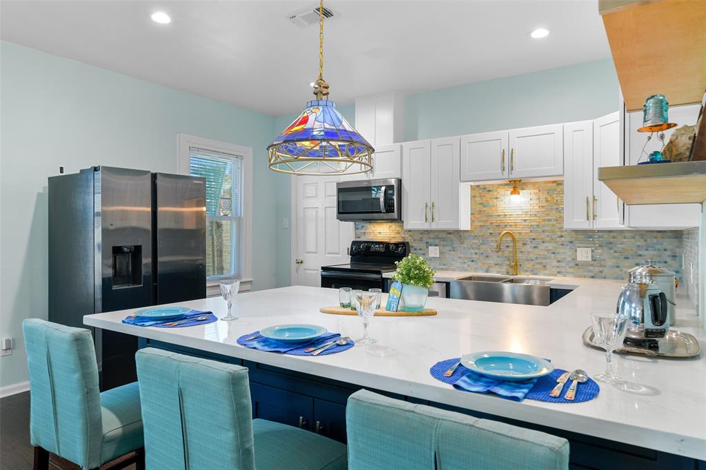2102 Avenue N, Galveston, Texas image 11