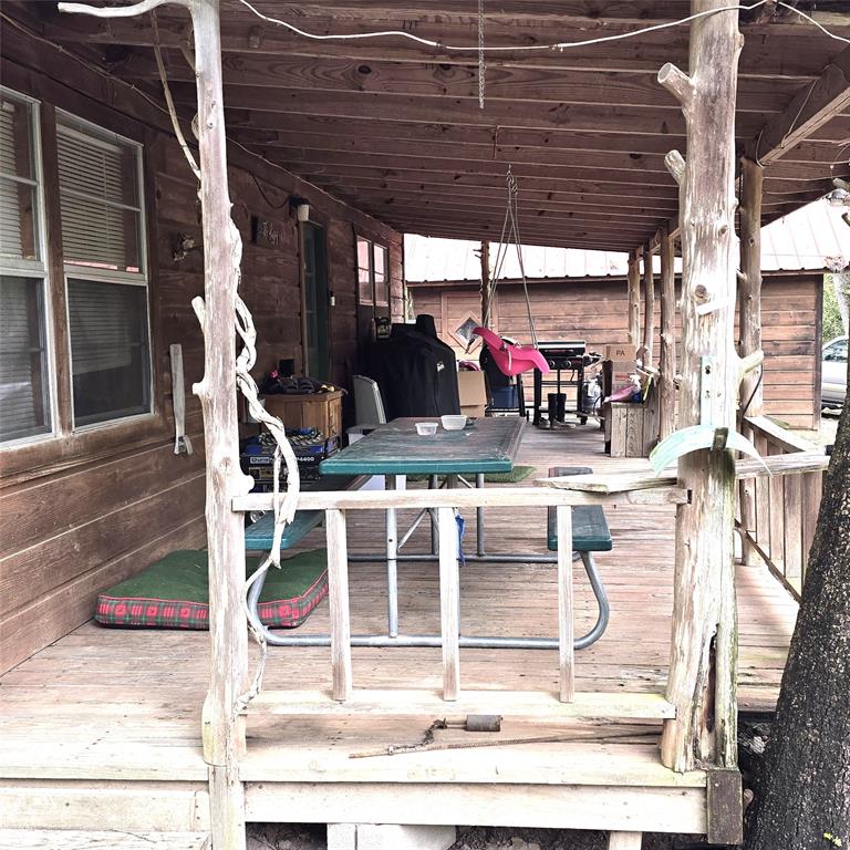 380 Post Oak Lane, Trinity, Texas image 2
