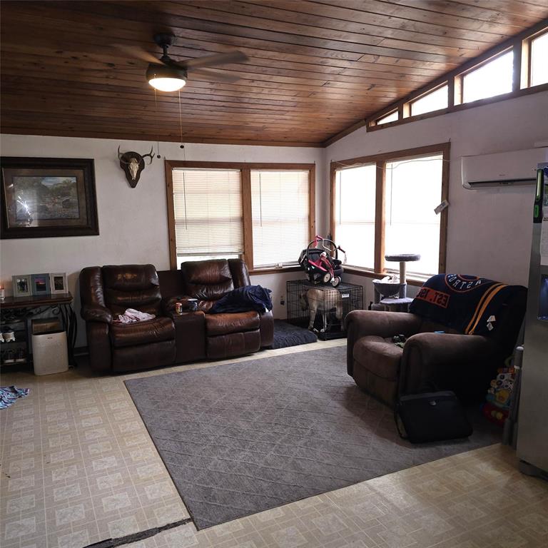 380 Post Oak Lane, Trinity, Texas image 9