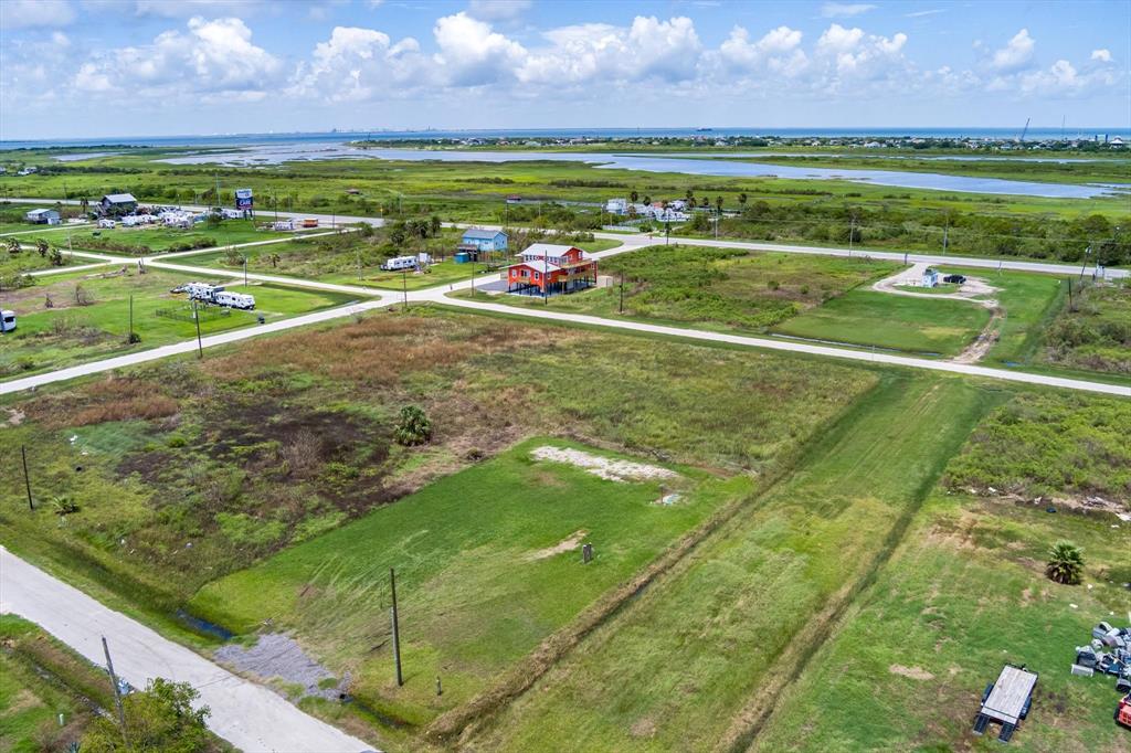 1723 Front Avenue, Port Bolivar, Texas image 5