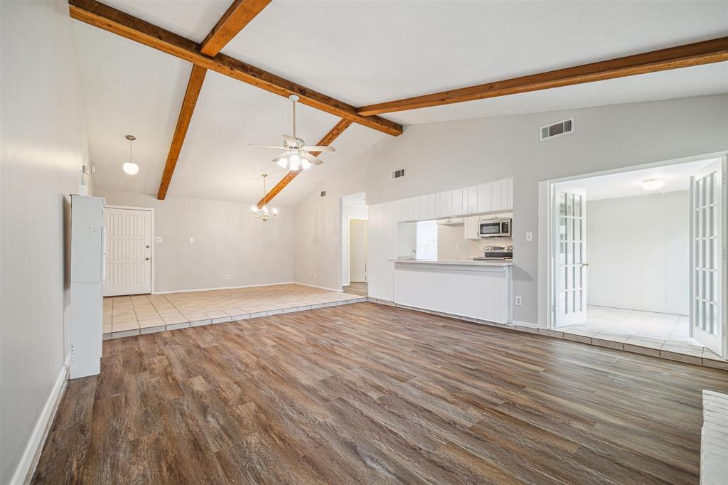 2039 Hilton Head Drive, Missouri City, Texas image 3