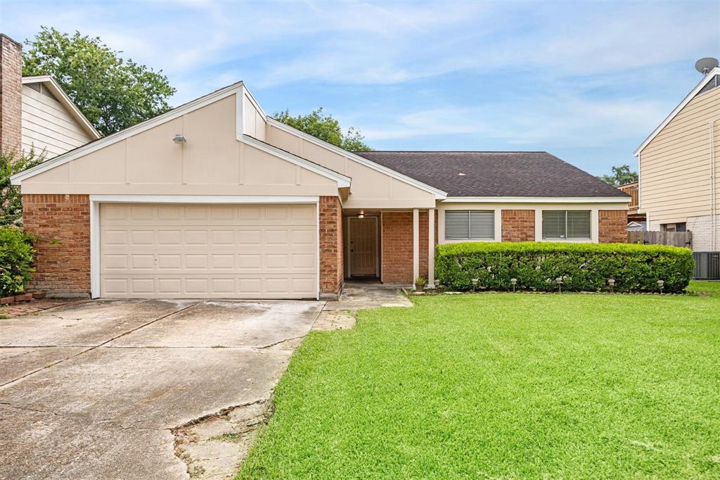 2039 Hilton Head Drive, Missouri City, Texas image 19