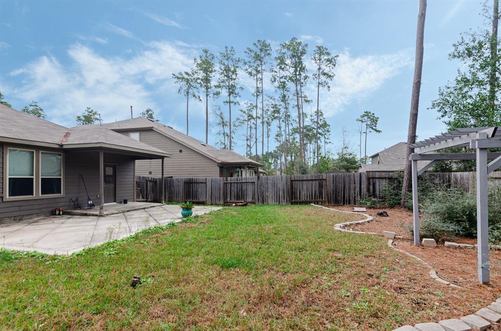 2131 Lost Timbers Drive, Conroe, Texas image 4