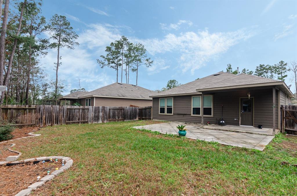 2131 Lost Timbers Drive, Conroe, Texas image 5