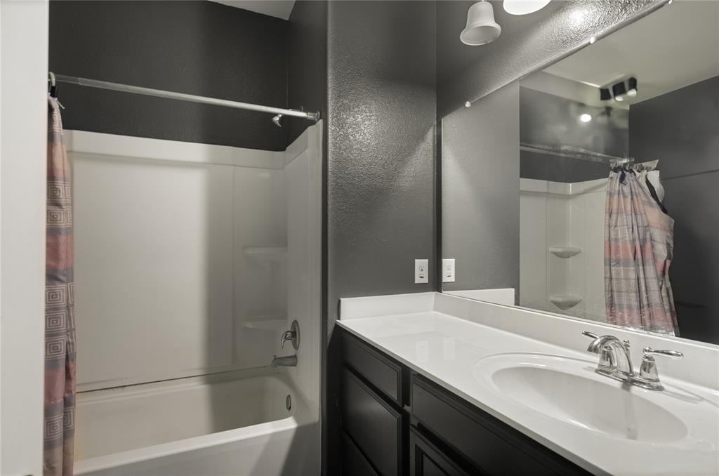 2131 Lost Timbers Drive, Conroe, Texas image 20