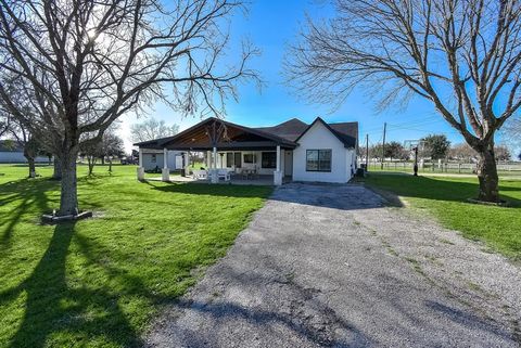 7911 Meadowlark Street Brookshire TX 77423