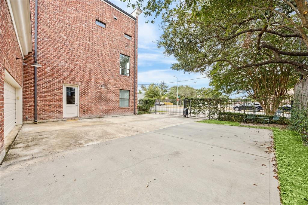 128 W 17th Street, Houston, Texas image 43
