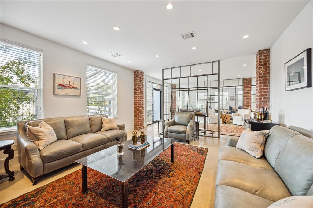 128 W 17th Street, Houston, Texas image 6
