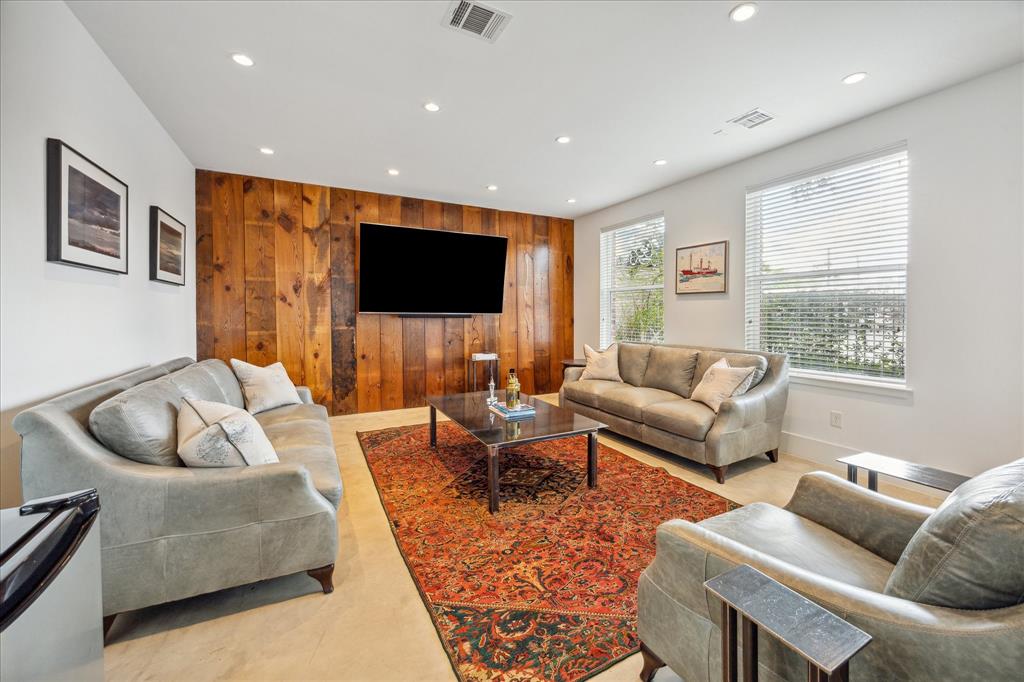 128 W 17th Street, Houston, Texas image 7