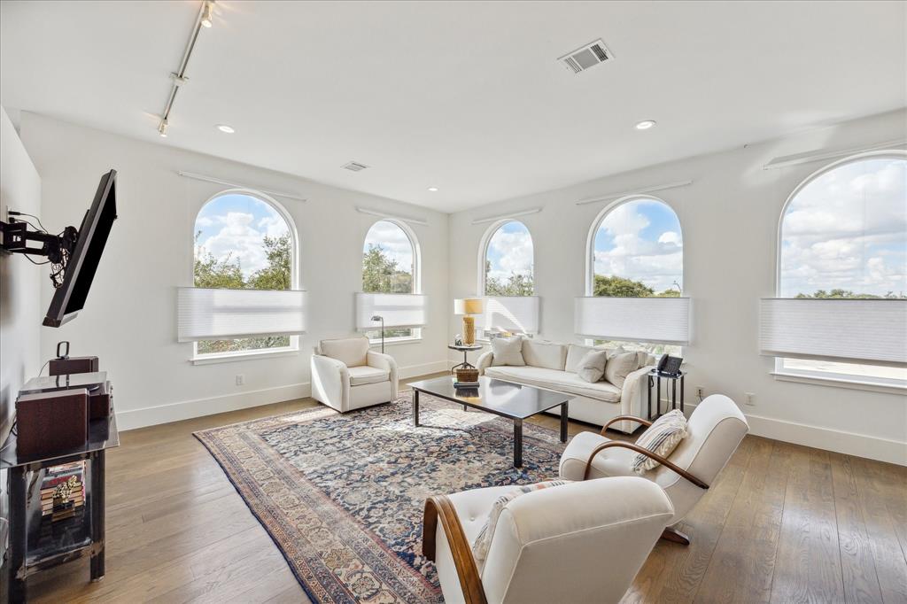 128 W 17th Street, Houston, Texas image 27