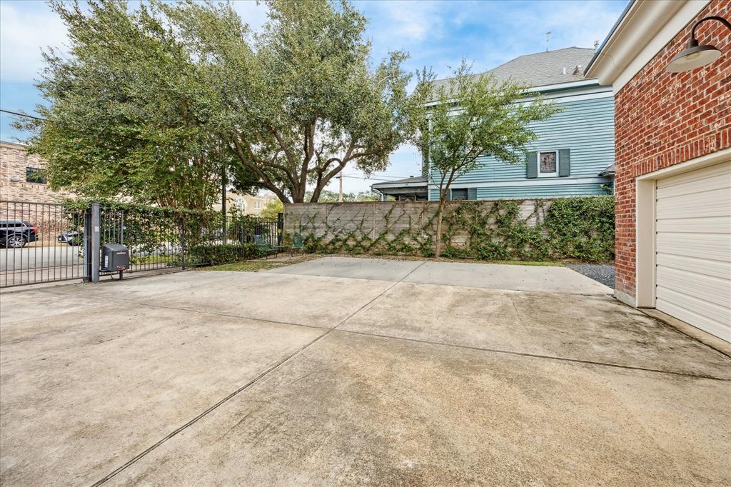 128 W 17th Street, Houston, Texas image 42