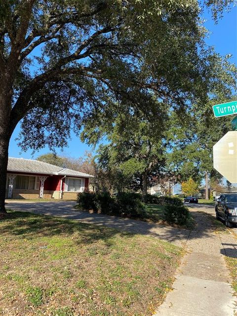 905 Bay Oaks Road Houston TX 77008