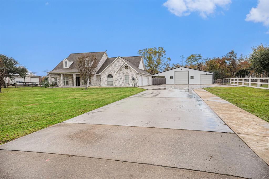 10807 Houston Drive, La Porte, Texas image 2