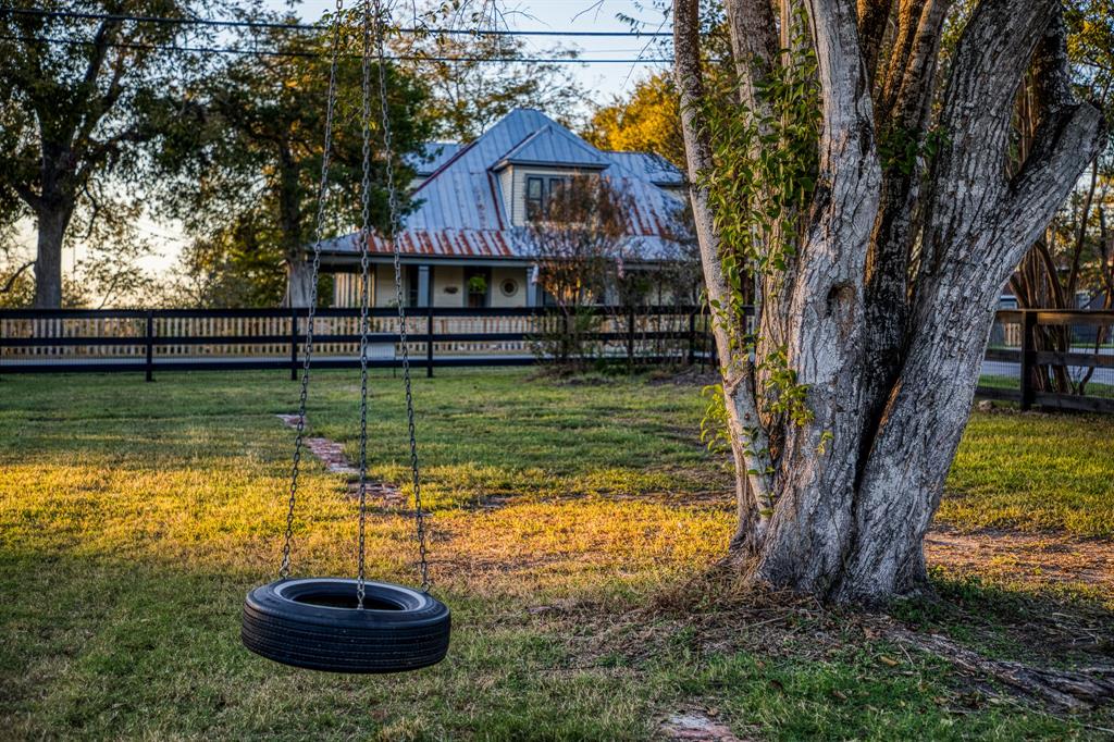 413 S Masonic Street, Bellville, Texas image 15