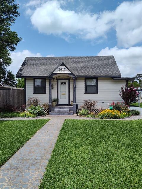 Homes For Sale - 2417 Cos Street<br/> Liberty, TX 77575