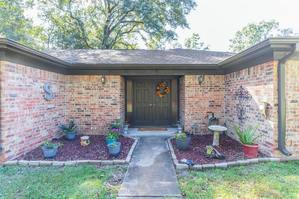 804 Camphor Circle, Village Mills, Texas image 2