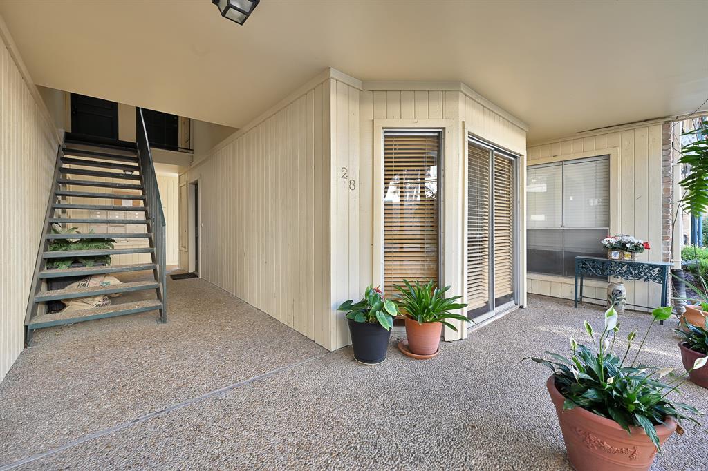 800 Post Oak Boulevard 28