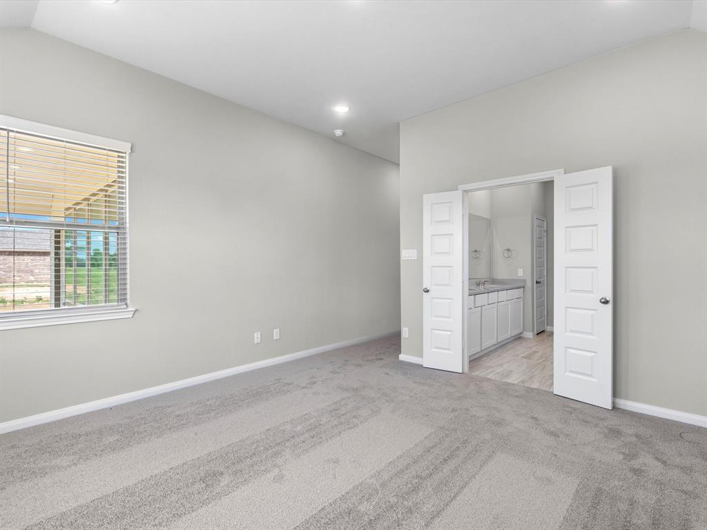 421 County Road 3081, Cleveland, Texas image 13
